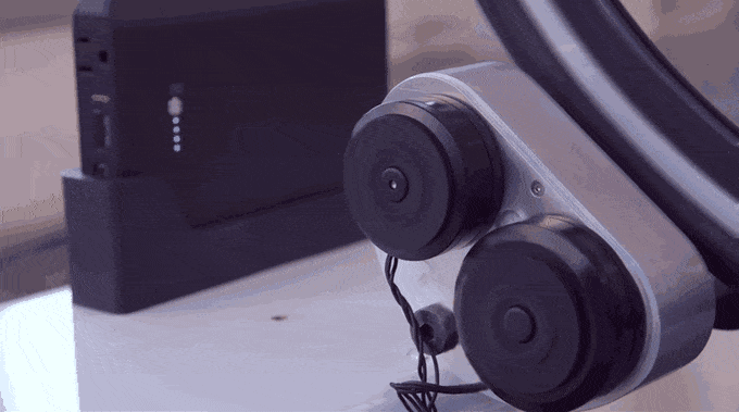 智慧自行車訓練台Chess Bike Trainer - 充電裝置